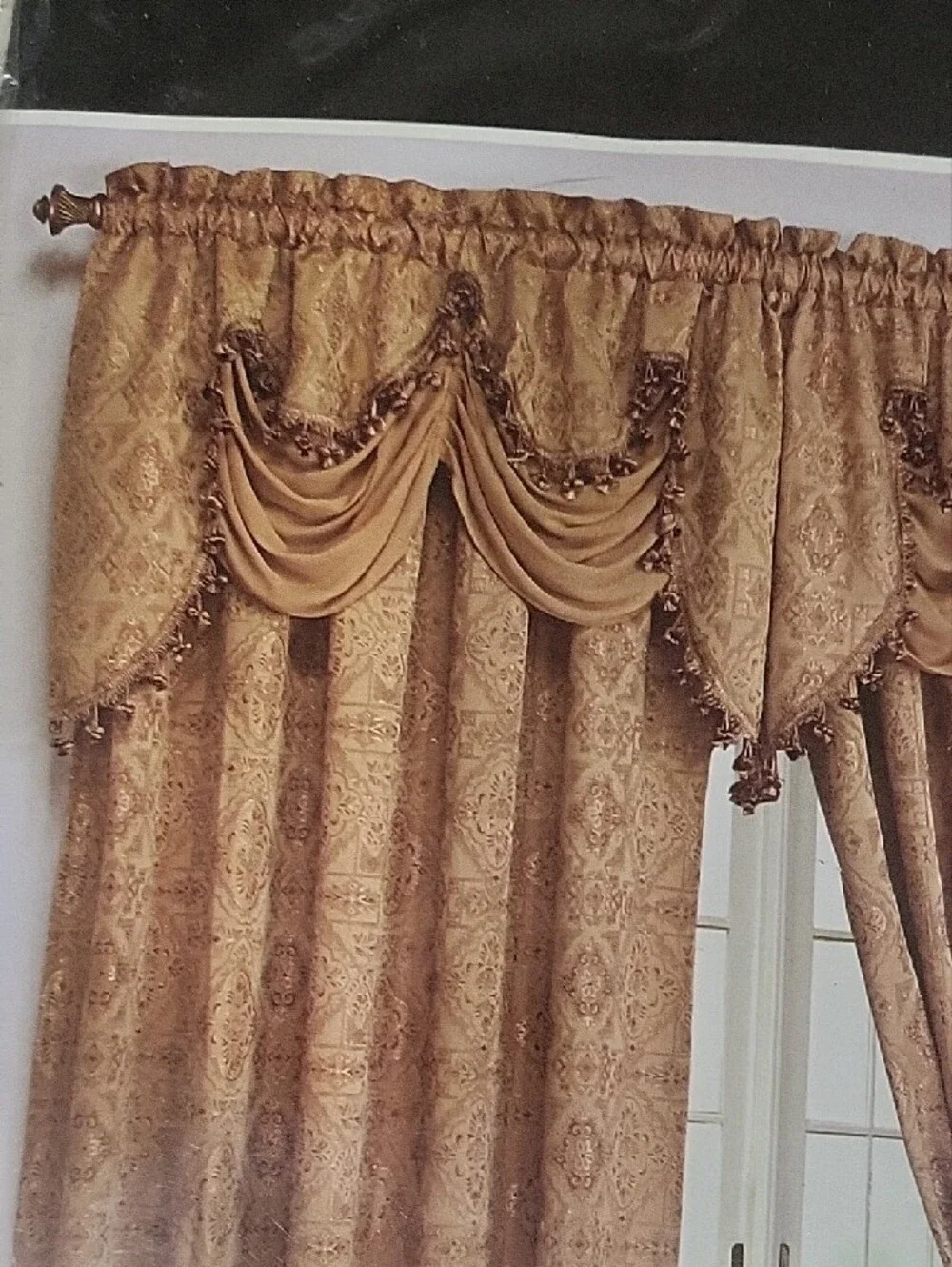 Portofino Cream Decorative Valance with Fringe